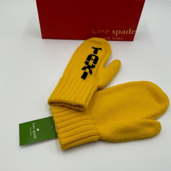 KATE SPADE “TAXI” mittens - Picture 7 of 7